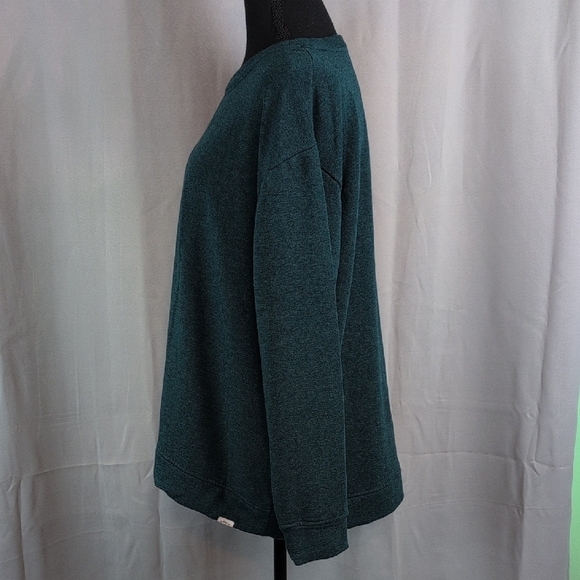 Orvis Teal Women's Sweatshirt - Picture 4 of 9